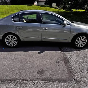 2006 Volkswagen Passat 2.0T S Sedan 4D