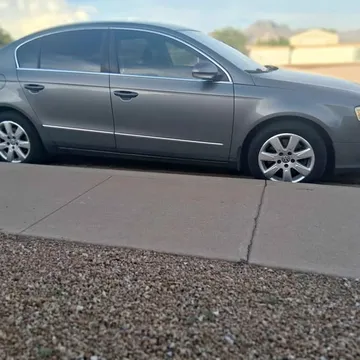 2006 Volkswagen Passat 2.0T Sedan 4D