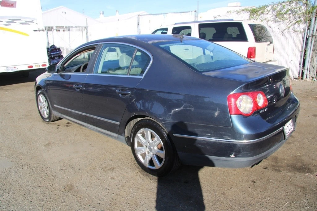 2006 Volkswagen Passat - Image 4 of 21