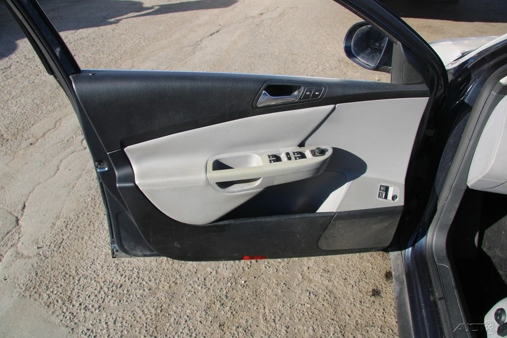 2006 Volkswagen Passat - Image 11 of 21