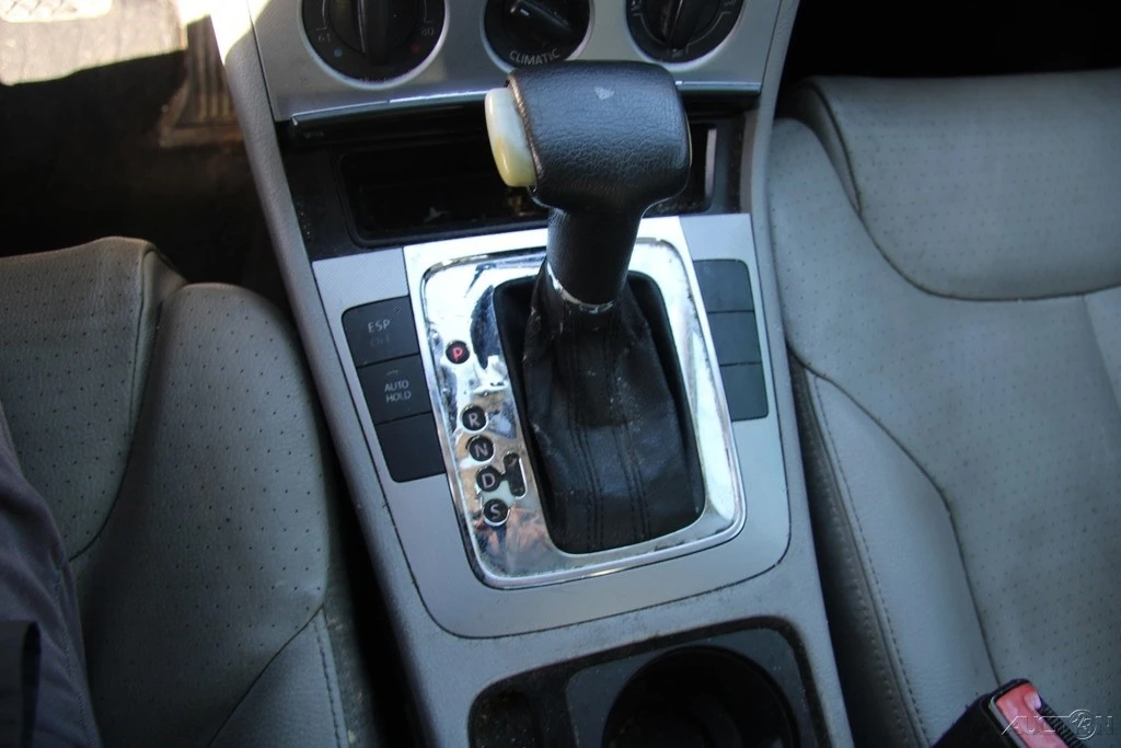 2006 Volkswagen Passat - Image 17 of 21
