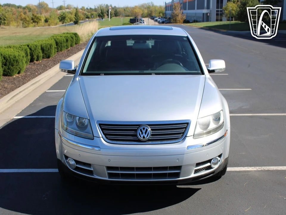 2006 Volkswagen Phaeton - Image 9 of 12
