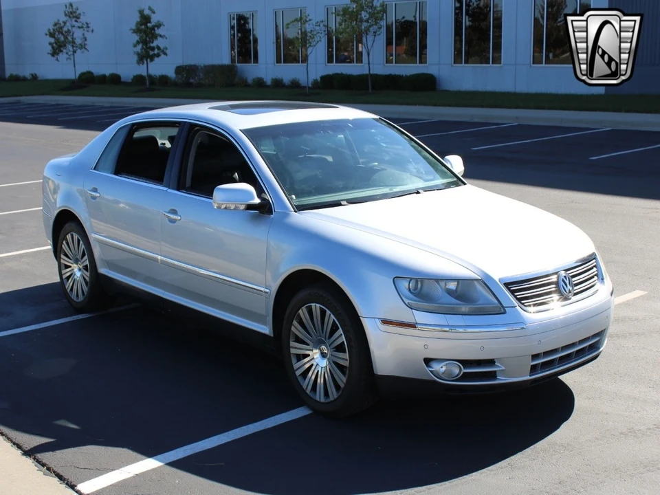 2006 Volkswagen Phaeton - Image 9 of 12
