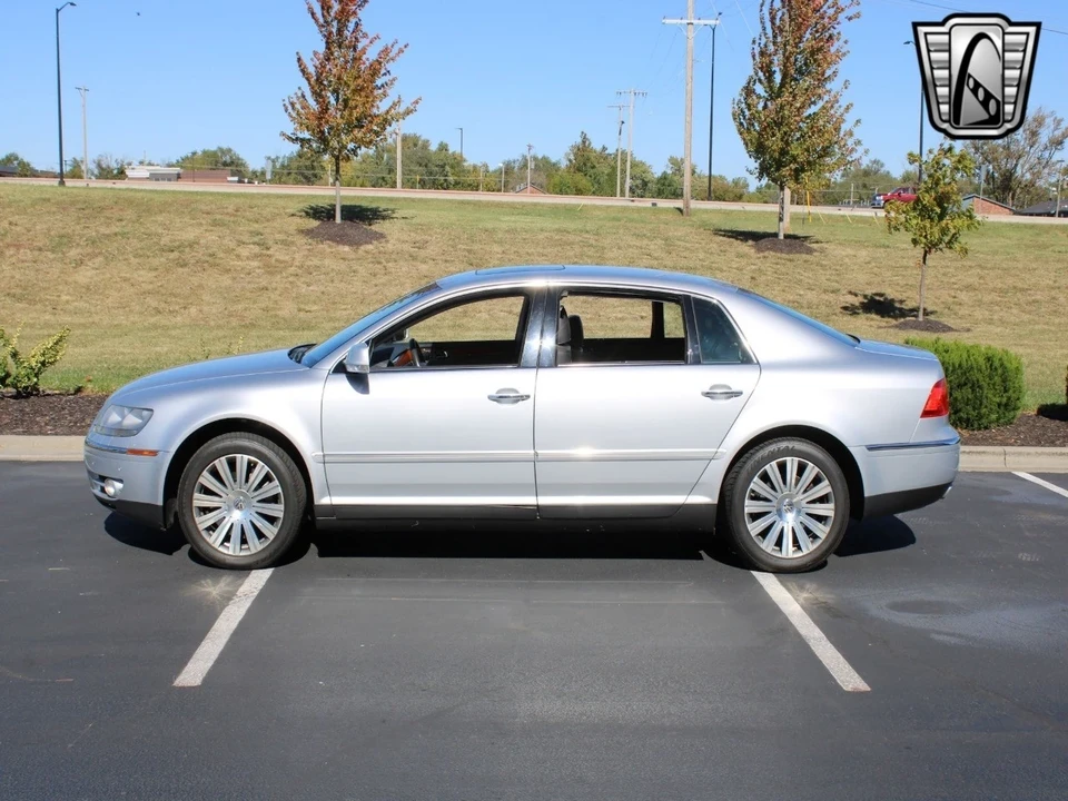 2006 Volkswagen Phaeton - Image 3 of 12