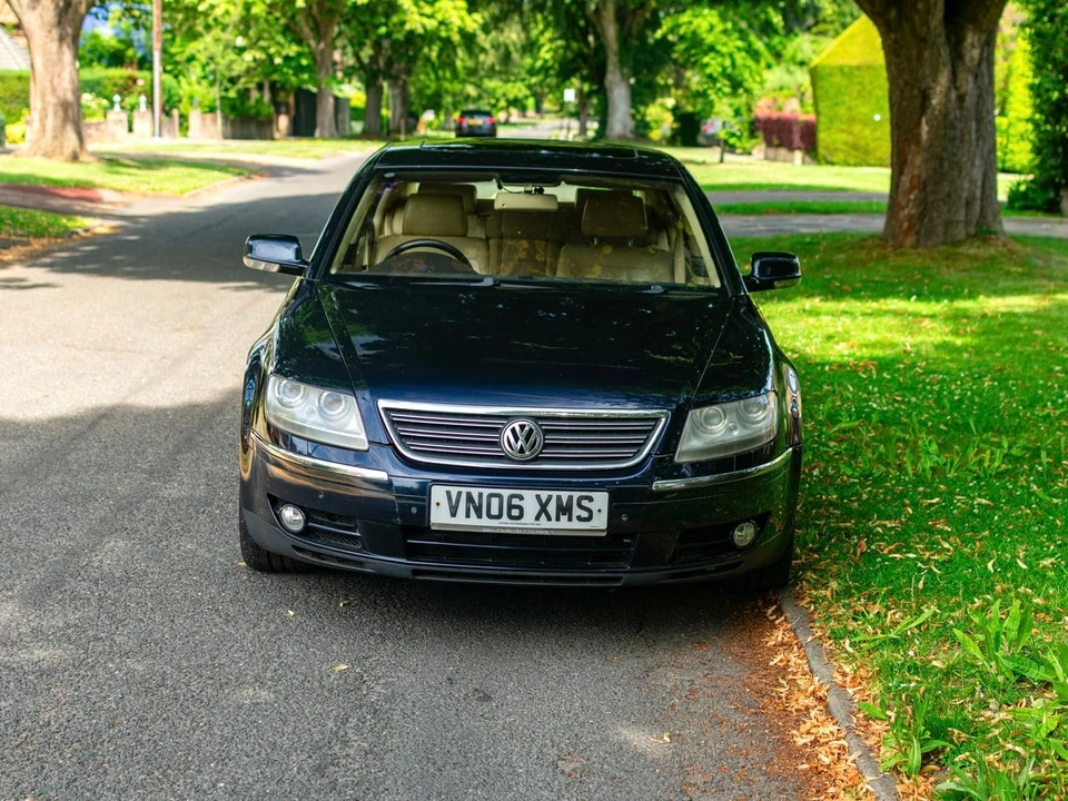 2006 Volkswagen Phaeton - Image 6 of 30
