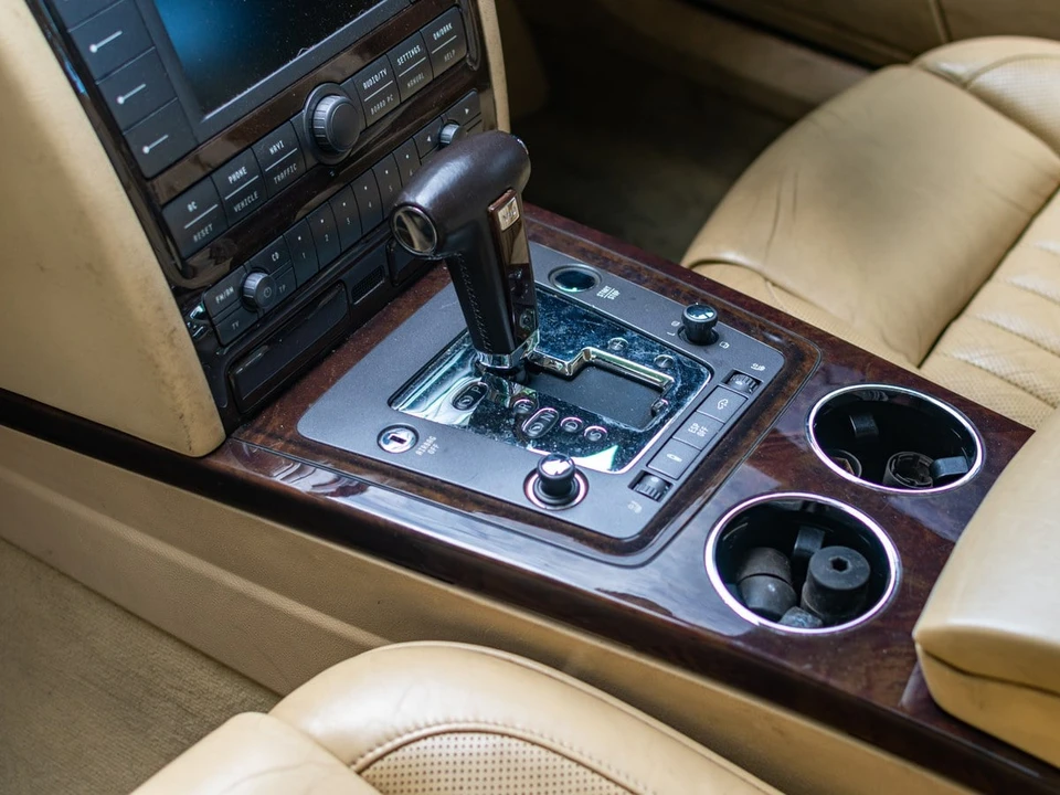 2006 Volkswagen Phaeton - Image 29 of 30