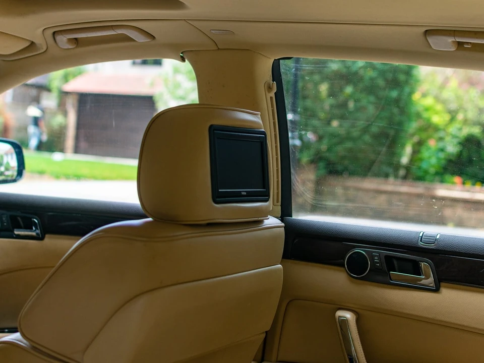 2006 Volkswagen Phaeton - Image 4 of 30