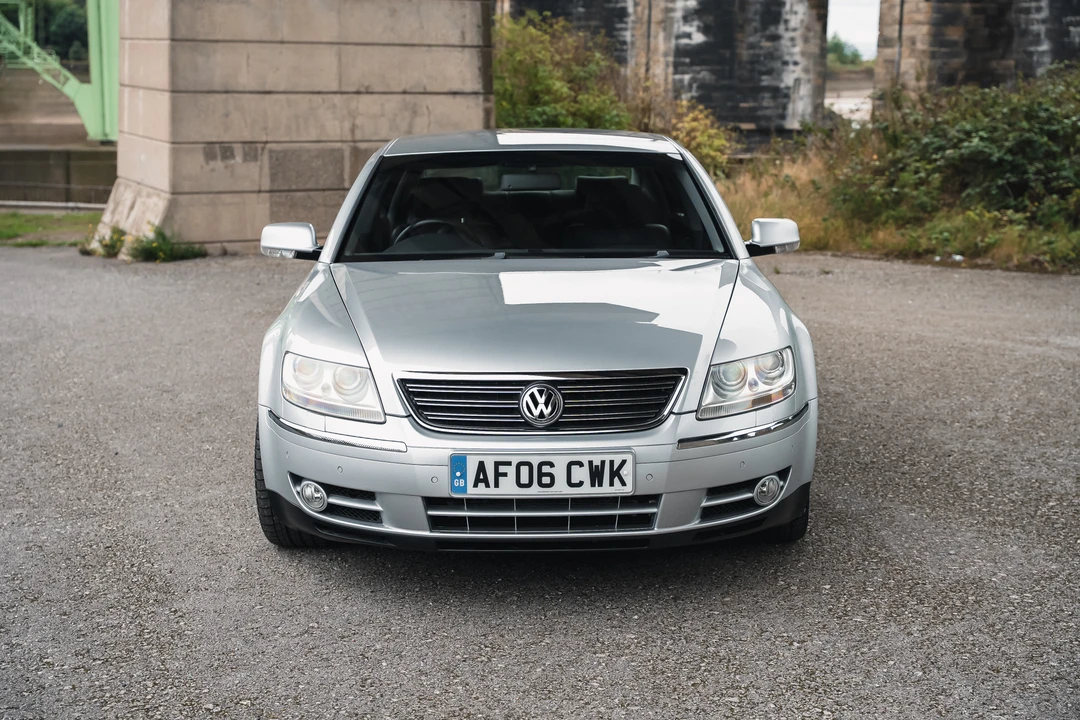2006 Volkswagen Phaeton - Image 10 of 31