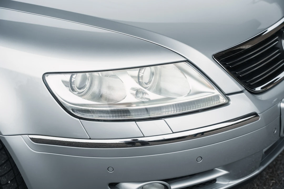 2006 Volkswagen Phaeton - Image 12 of 31
