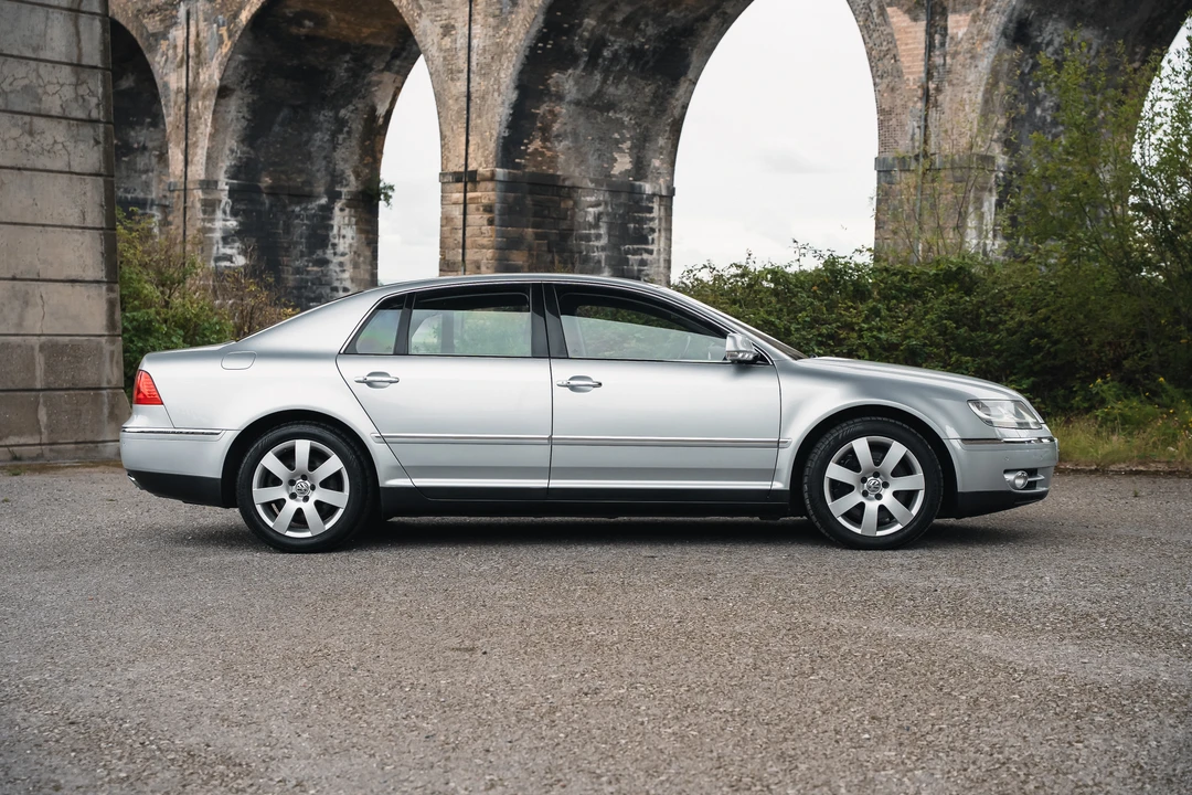 2006 Volkswagen Phaeton - Image 4 of 31
