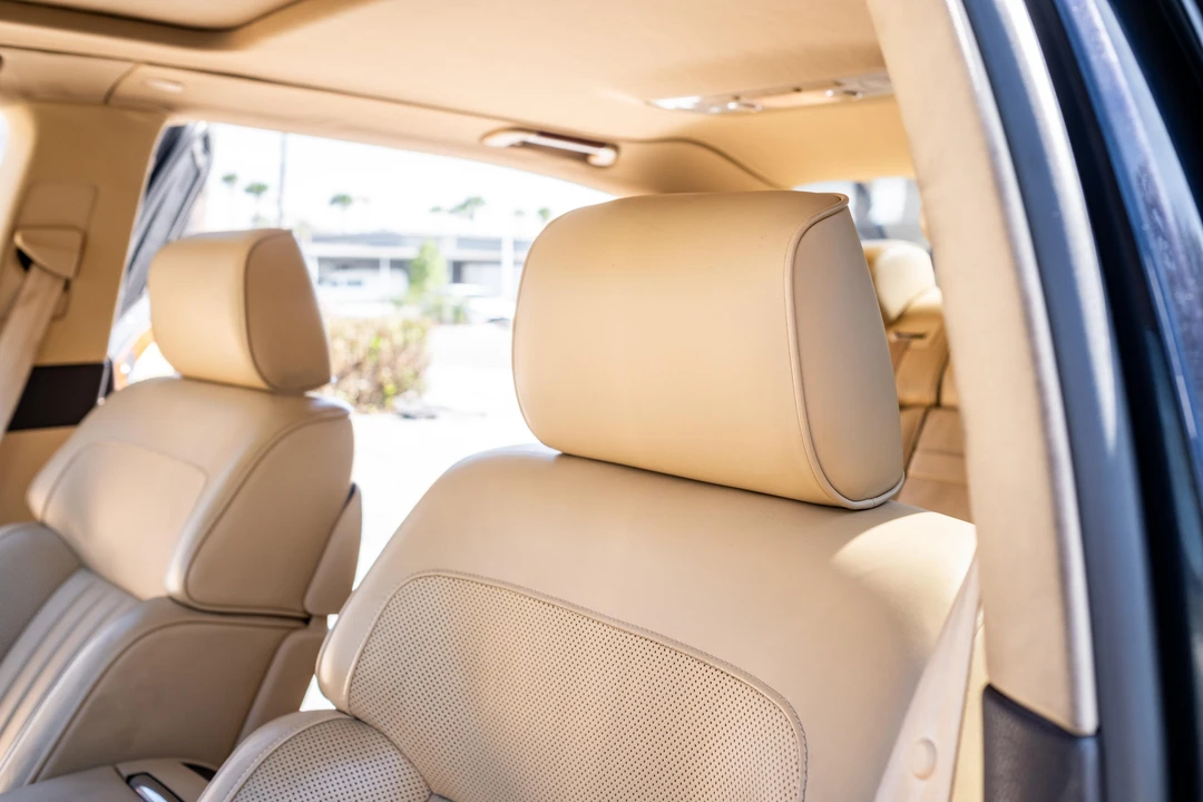 2006 Volkswagen Phaeton - Image 28 of 31
