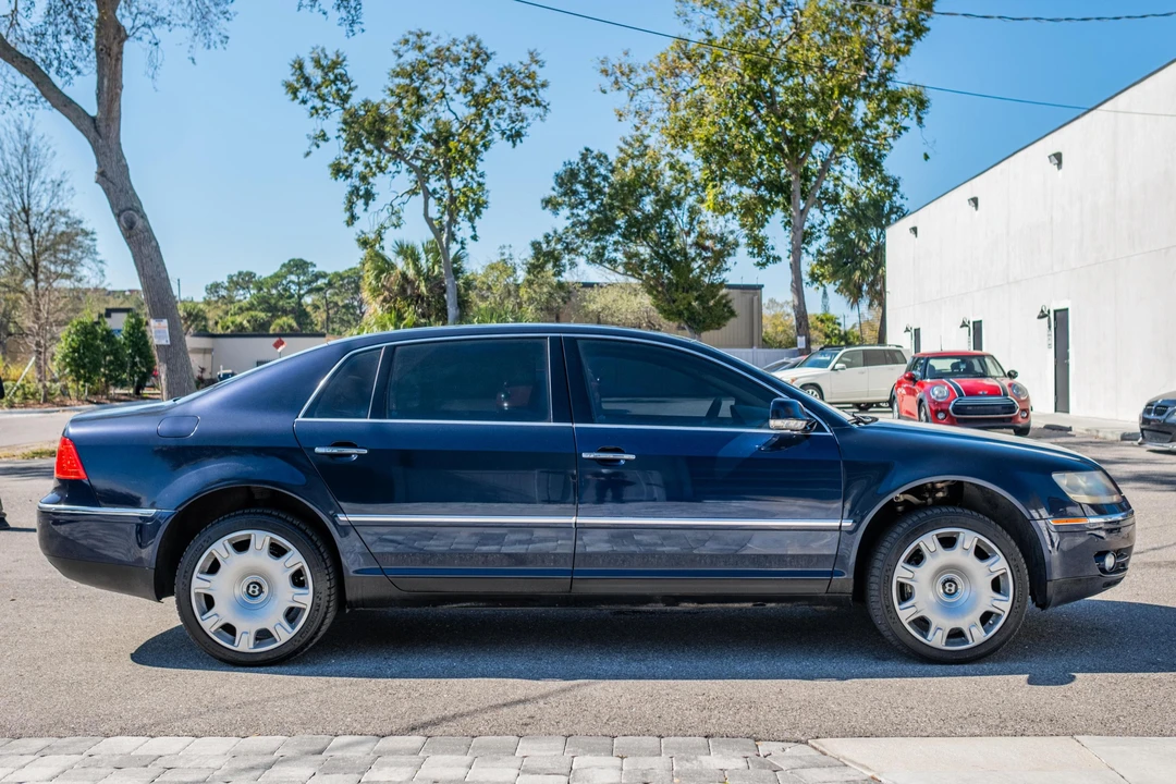 2006 Volkswagen Phaeton - Image 3 of 31