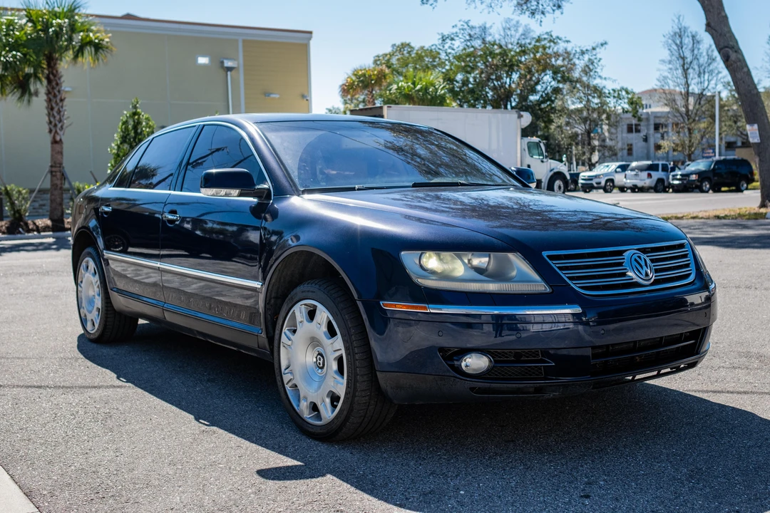 2006 Volkswagen Phaeton - Image 8 of 31