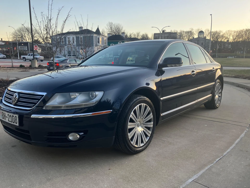 2006 Volkswagen Phaeton - Image 8 of 31