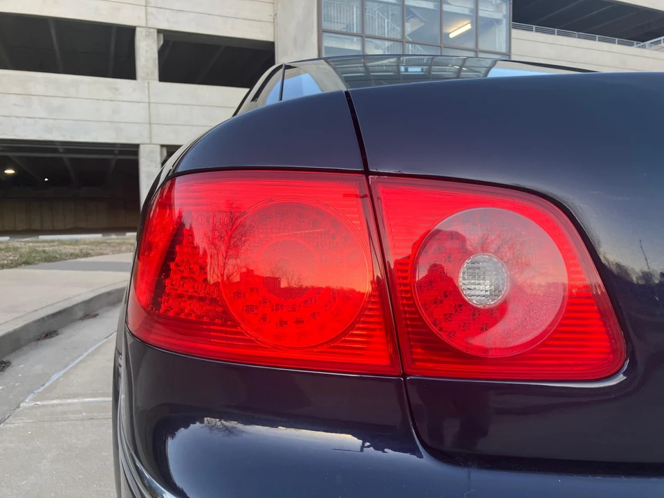 2006 Volkswagen Phaeton - Image 24 of 31
