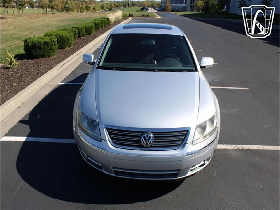2006 Volkswagen Phaeton - Image 16 of 31