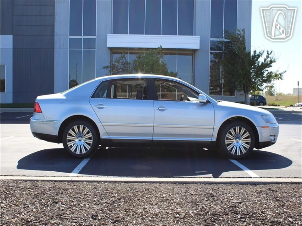 2006 Volkswagen Phaeton - Image 22 of 31