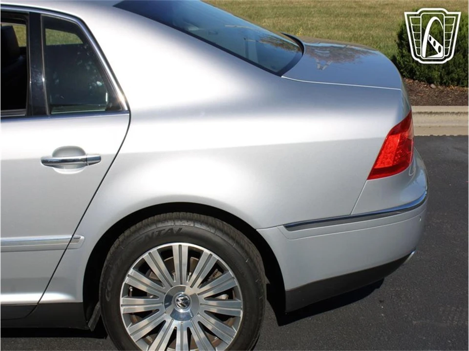 2006 Volkswagen Phaeton - Image 29 of 31