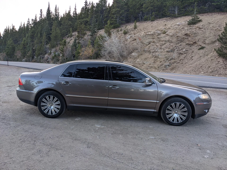 2006 Volkswagen Phaeton - Image 11 of 31
