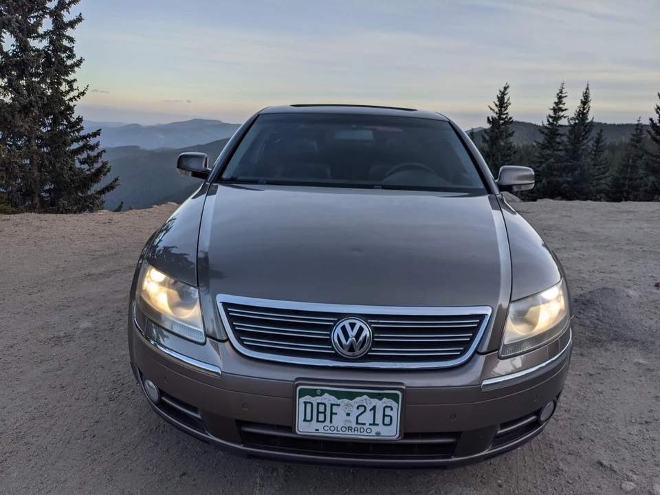 2006 Volkswagen Phaeton - Image 2 of 31