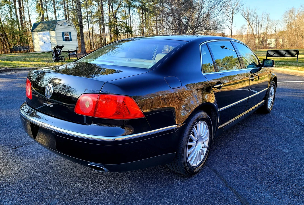 2006 Volkswagen Phaeton - Image 7 of 31