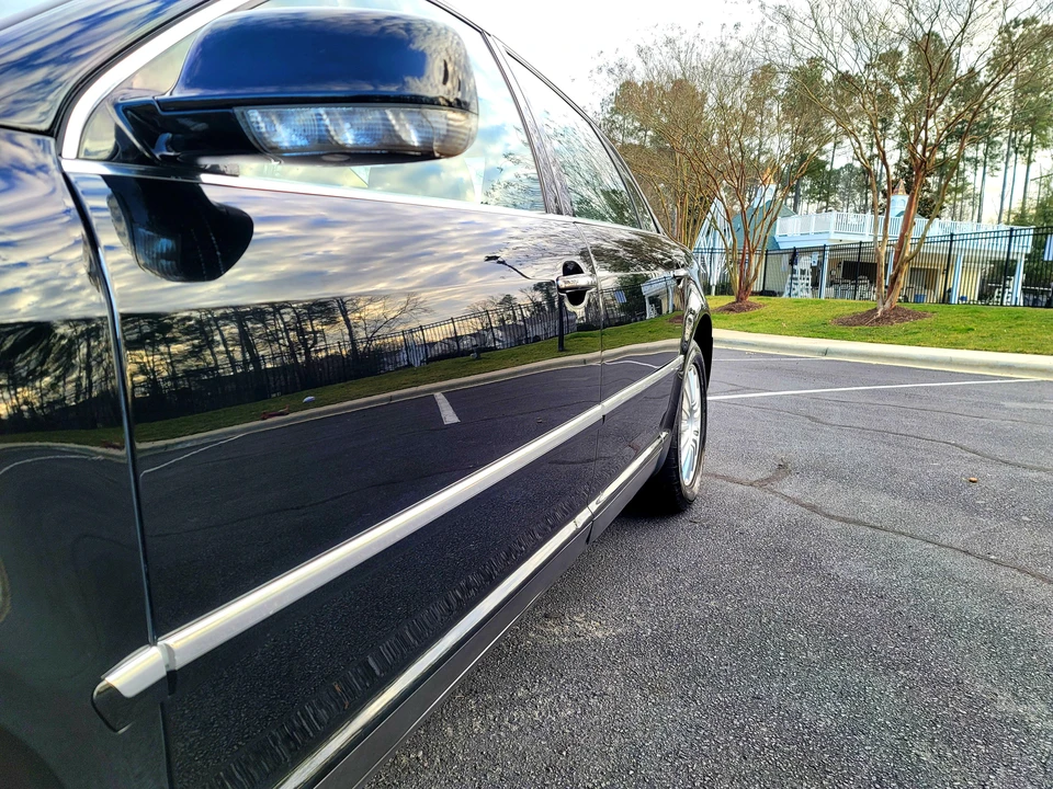 2006 Volkswagen Phaeton - Image 12 of 31