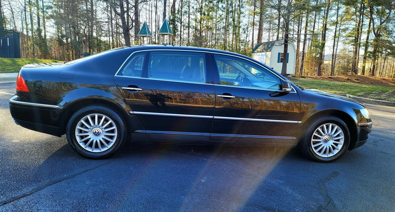 2006 Volkswagen Phaeton - Image 8 of 31