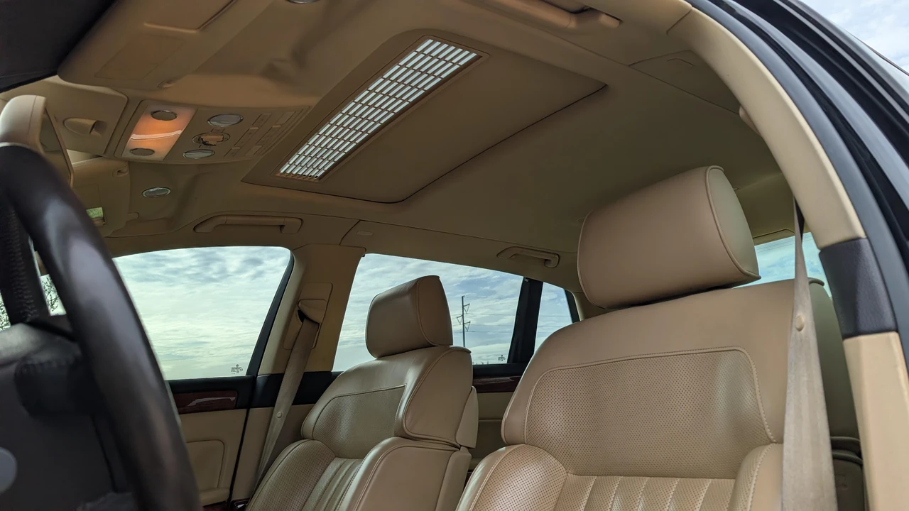 2006 Volkswagen Phaeton - Image 21 of 31