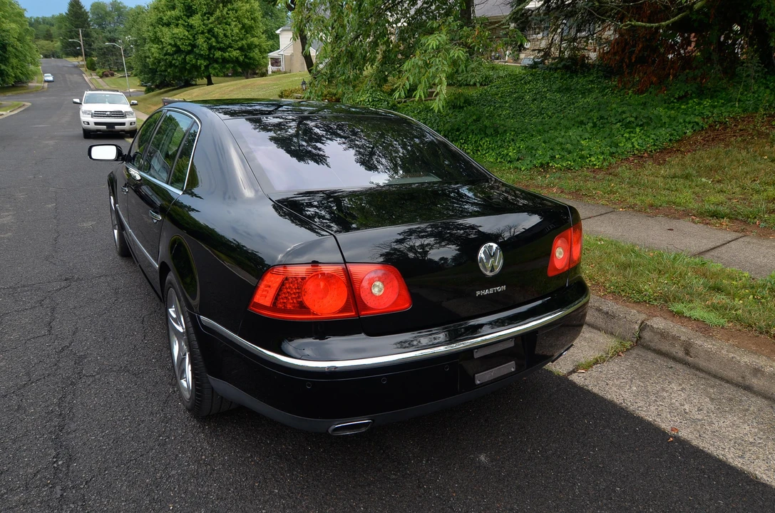 2006 Volkswagen Phaeton - Image 5 of 31