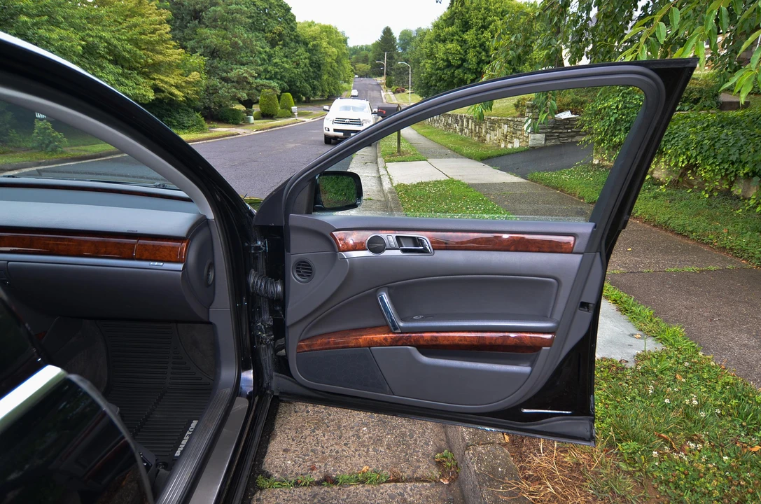 2006 Volkswagen Phaeton - Image 27 of 31