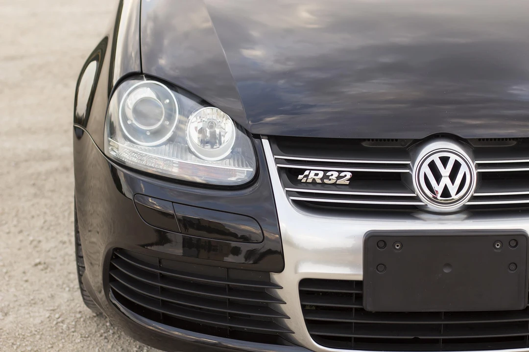 2006 Volkswagen R32 Mk5 - Image 14 of 20