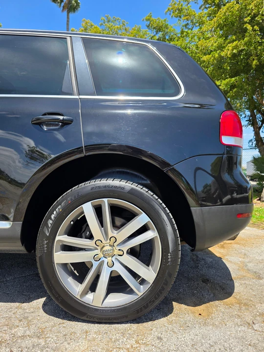 2006 Volkswagen Touareg - Image 16 of 31