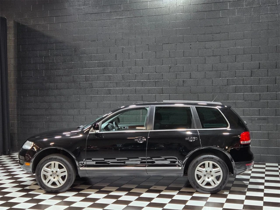 2006 Volkswagen Touareg - Image 2 of 31