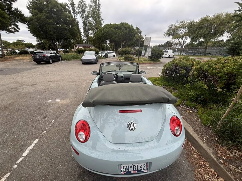 2006 Volkswagen New Beetle - Image 18 of 19
