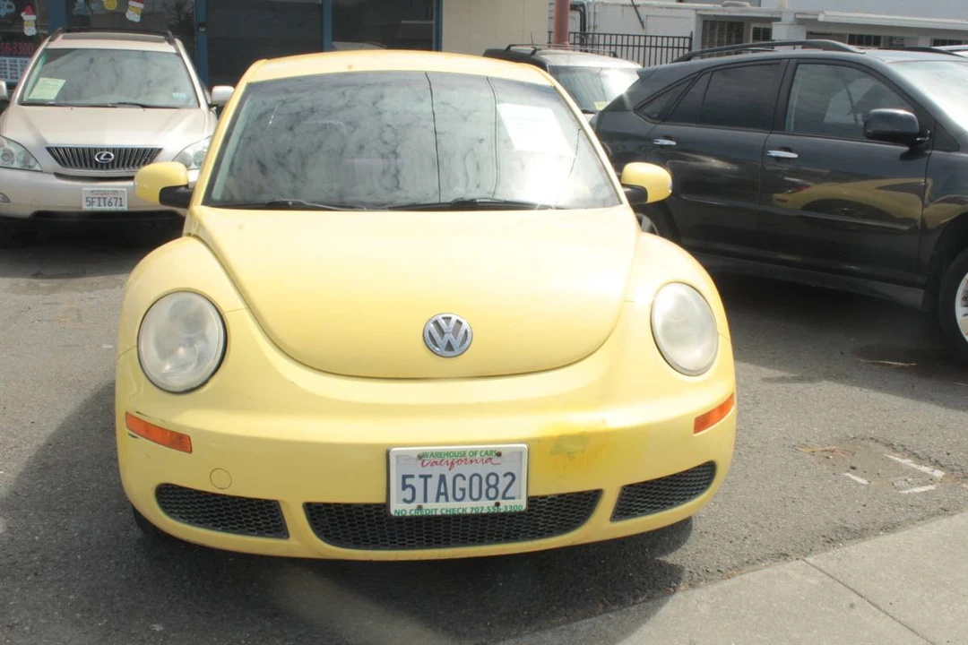 2006 Volkswagen New Beetle - Image 8 of 16