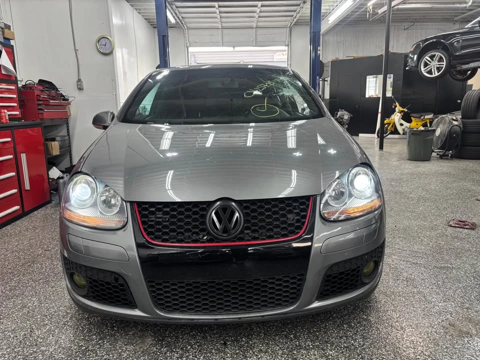 2006 Volkswagen GTI Mk5 - Image 2 of 12