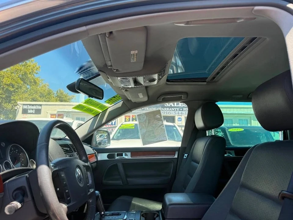 2006 Volkswagen Touareg - Image 10 of 18