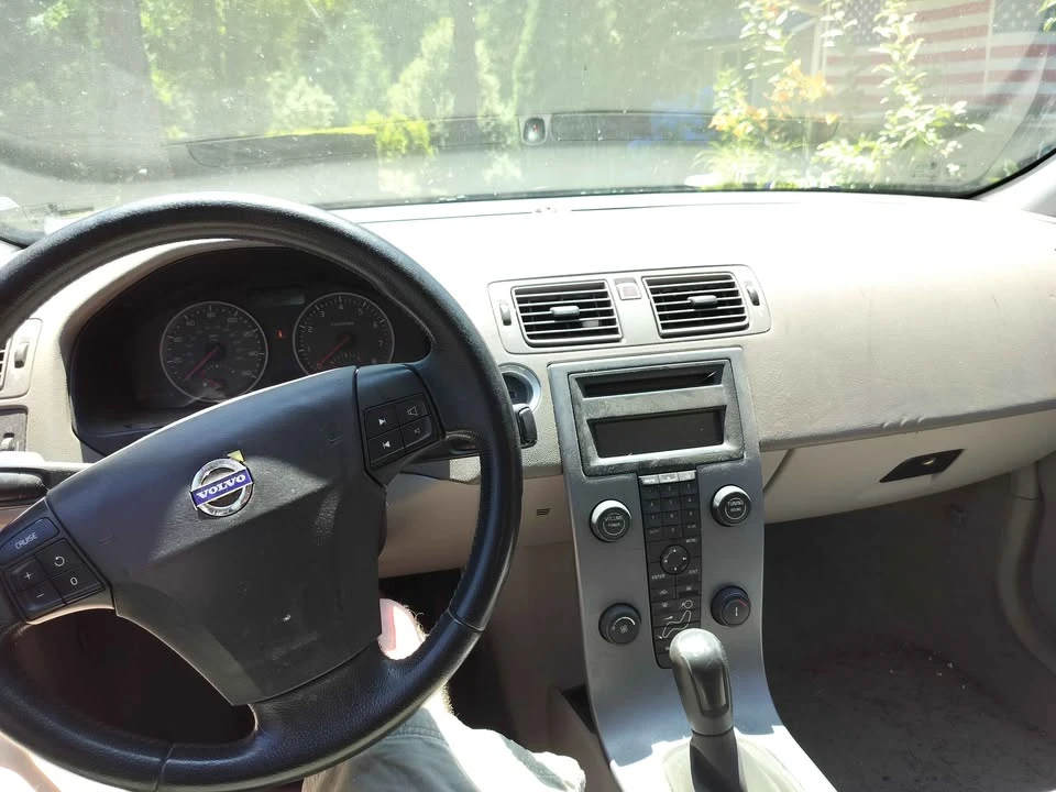 2006 Volvo 200 Series - Image 11 of 14