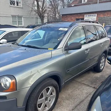2006 Volvo 240 Wagon 4D