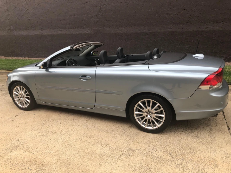 2006 Volvo C70 2nd Gen - Image 25 of 31