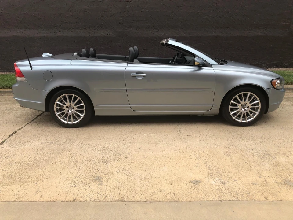 2006 Volvo C70 2nd Gen - Image 3 of 31