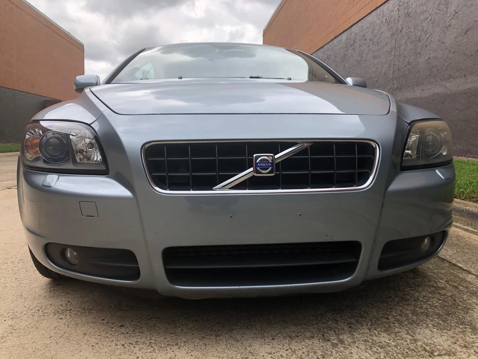 2006 Volvo C70 2nd Gen - Image 2 of 31