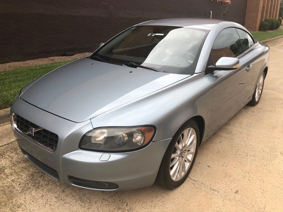 2006 Volvo C70 2nd Gen - Image 11 of 31