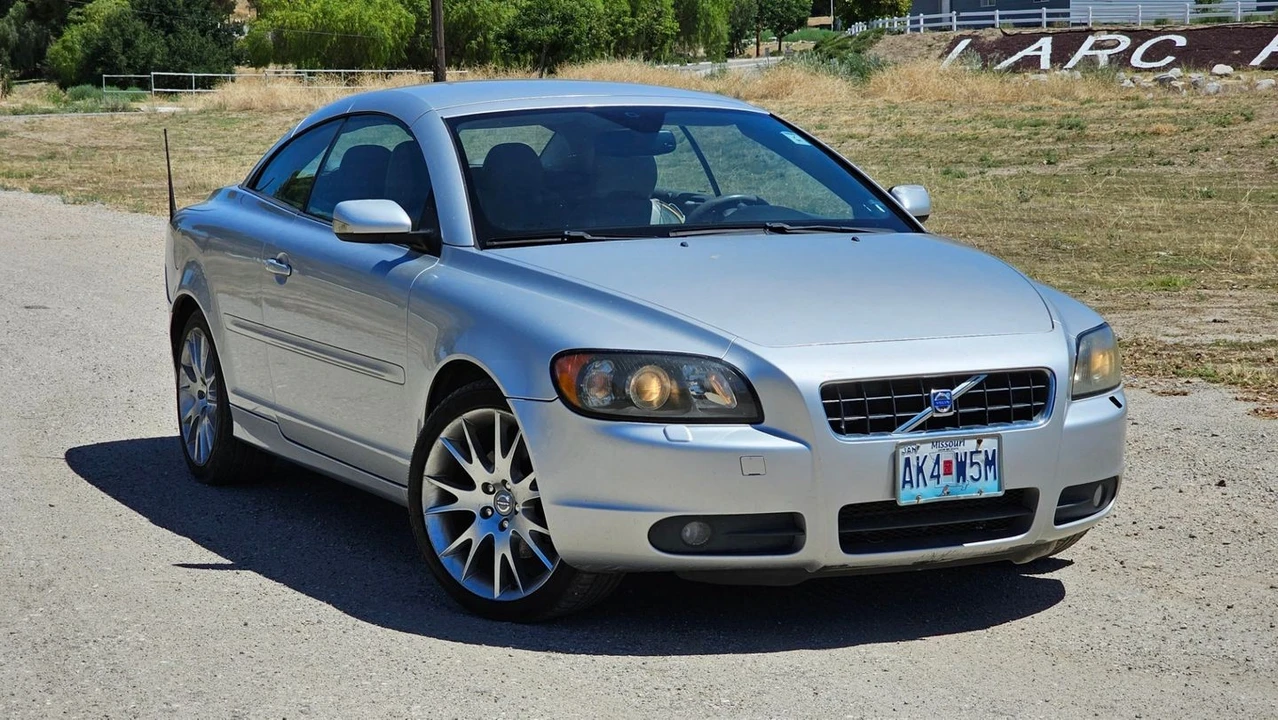 2006 Volvo C70 2nd Gen - Image 4 of 31