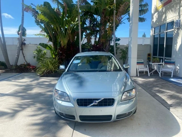 2006 Volvo C70 2nd Gen - Image 3 of 21