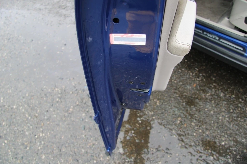 2006 Volvo S40 2nd Gen - Image 11 of 21