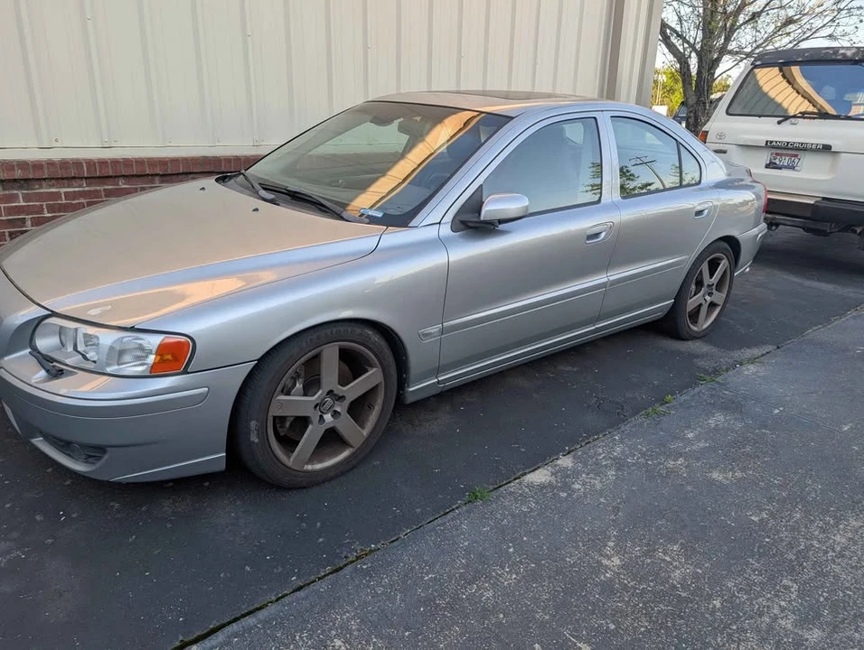 2006 Volvo S60 R 1st Gen - Image 2 of 14