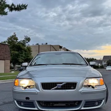 2006 Volvo S60 R Sedan 4D