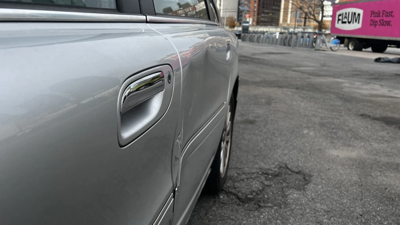 2006 Volvo S80 1st Gen - Image 11 of 20