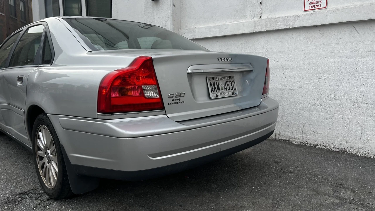2006 Volvo S80 1st Gen - Image 8 of 20